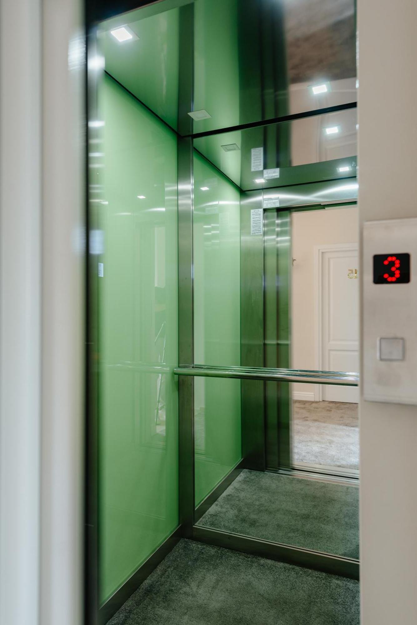 קלוז'-נאפוקה Ateneea Luxury Rooms מראה חיצוני תמונה