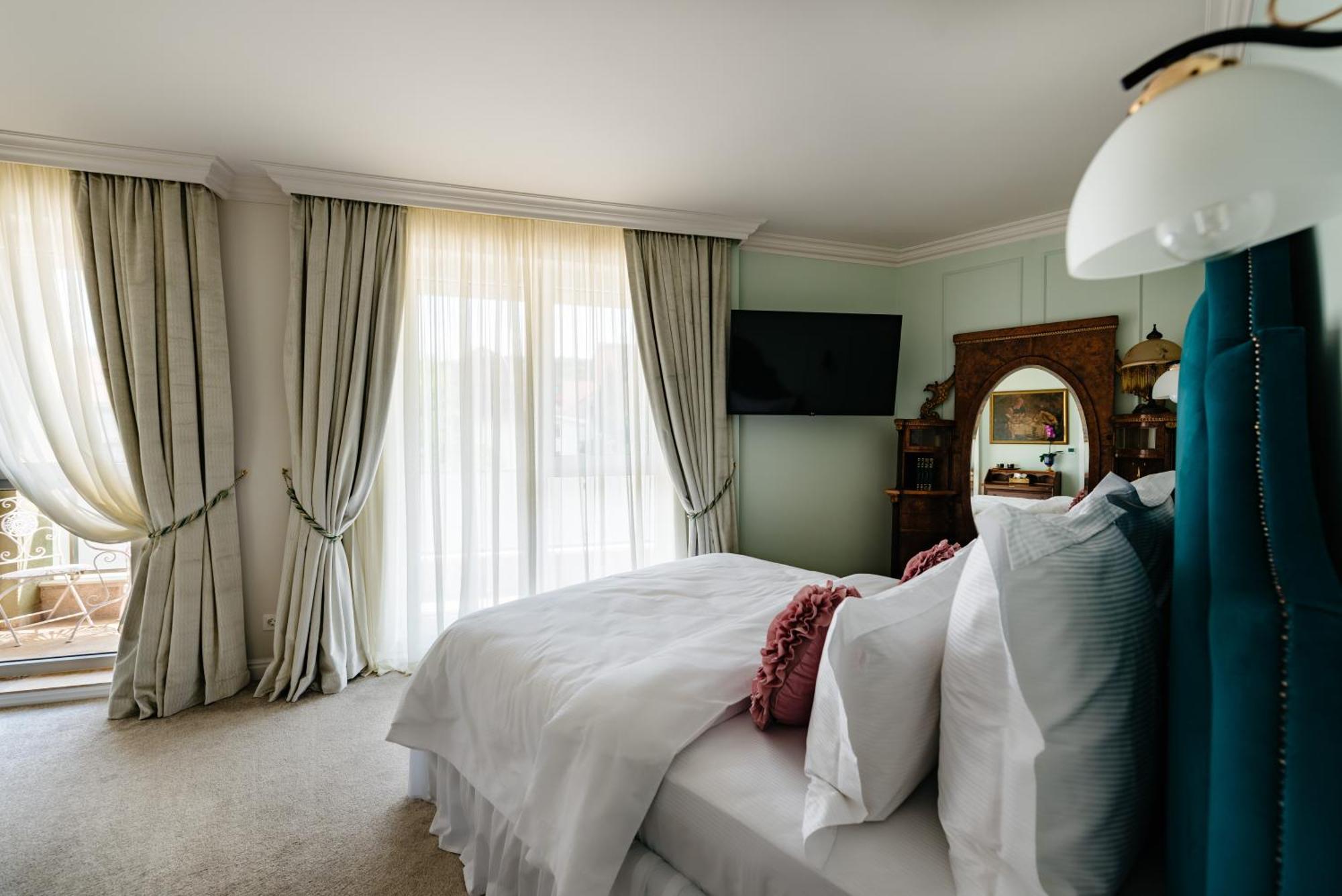 קלוז'-נאפוקה Ateneea Luxury Rooms מראה חיצוני תמונה