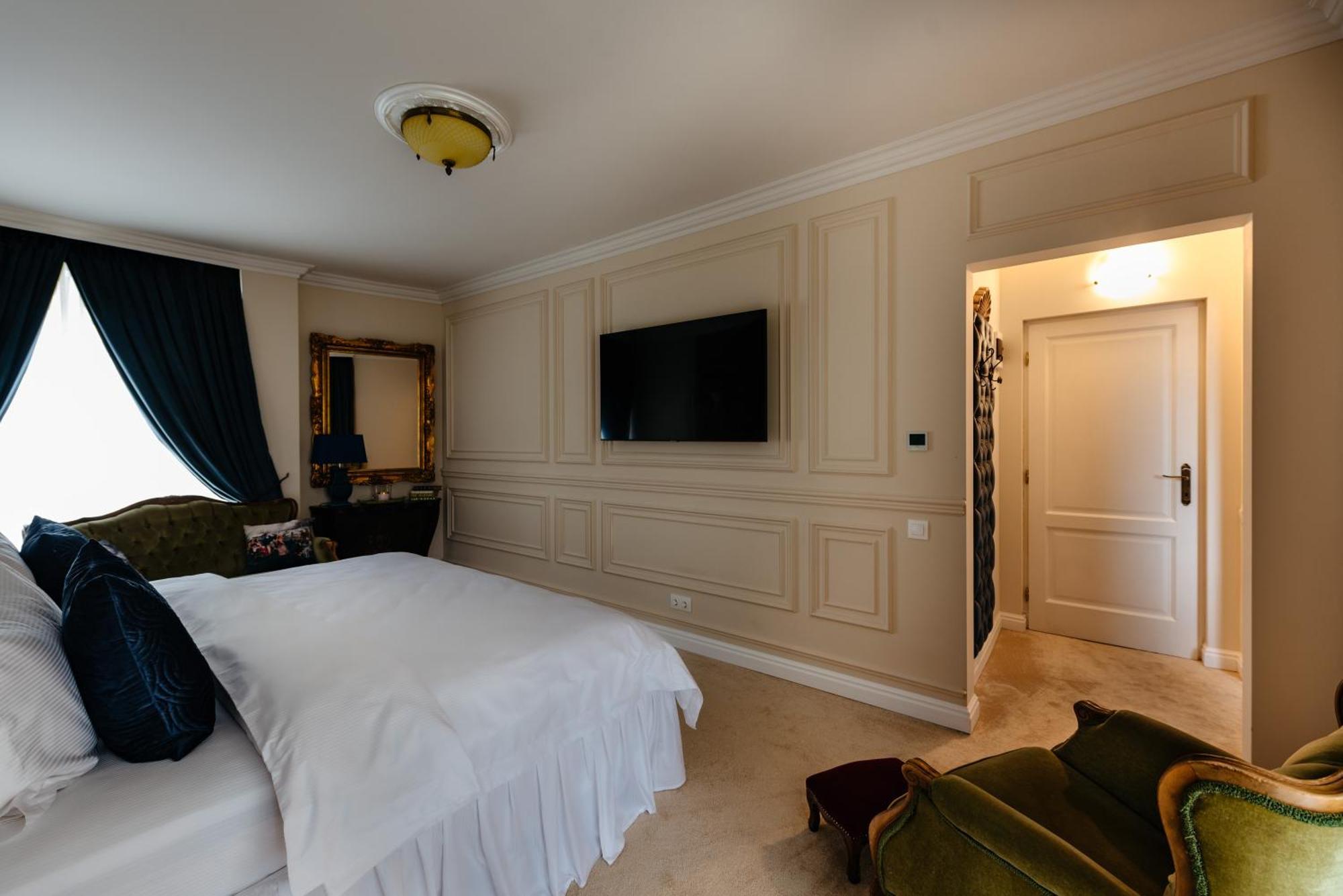 קלוז'-נאפוקה Ateneea Luxury Rooms מראה חיצוני תמונה